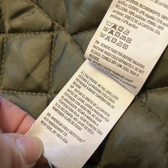 American Eagle Outfitters AEO - Parka with fuzzy shearling lining and hood XS - Picture 15 of 17